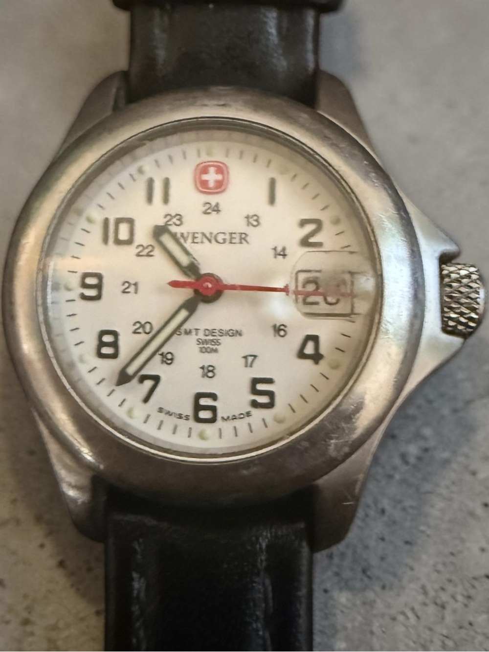 Wenger SMT design women’s watch, 27 mm black leather date Swiss new battery